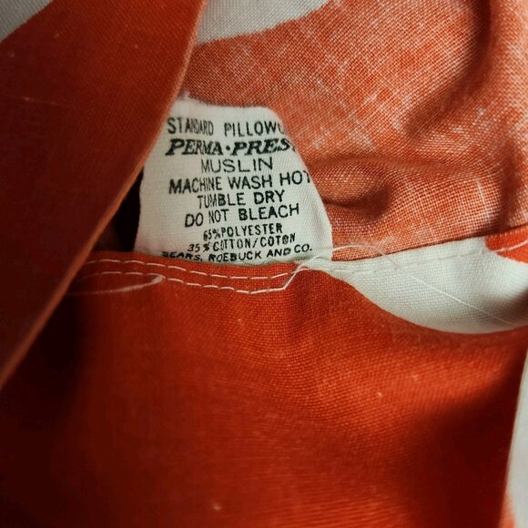 Vintage Set of 2 Peanuts Snoopy and Woodstock Hearts Pillow Case and Full Gang - Picture 15 of 15